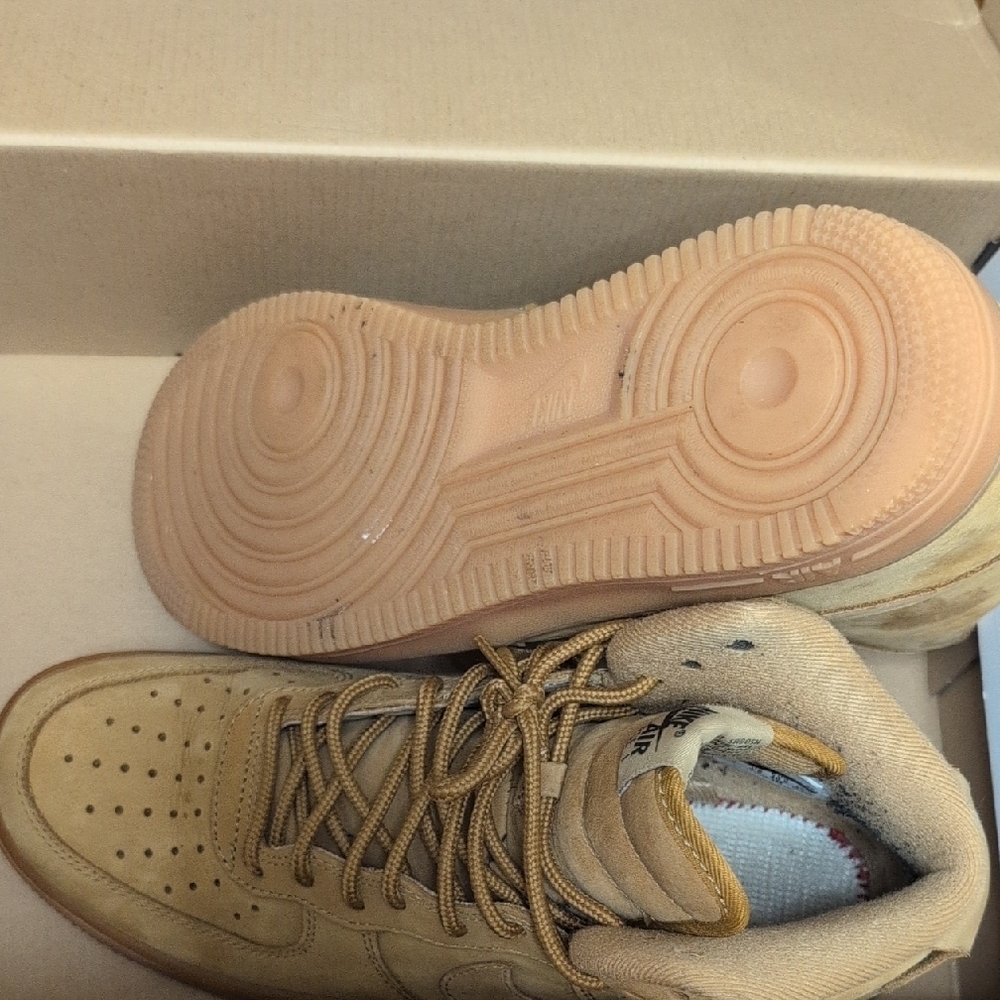 Nike Air Force 1 High 07 LV8 Flax Wheat GS Size 7.5 No Insoles W/Box MSRP $240 - Picture 7 of 7